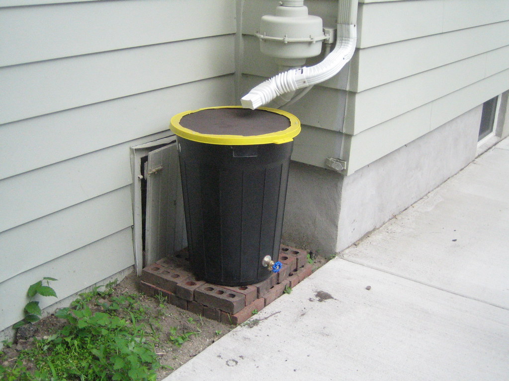 DIY Rain Barrel